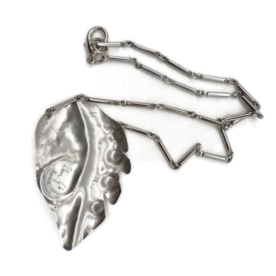 Vintage Leaf Pendant Necklace Ilan & Berry Silver… - image 4