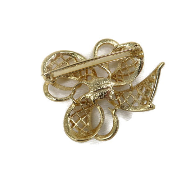 Vintage Brooch, Richelieu Ribbon Pin with Faux Pe… - image 6