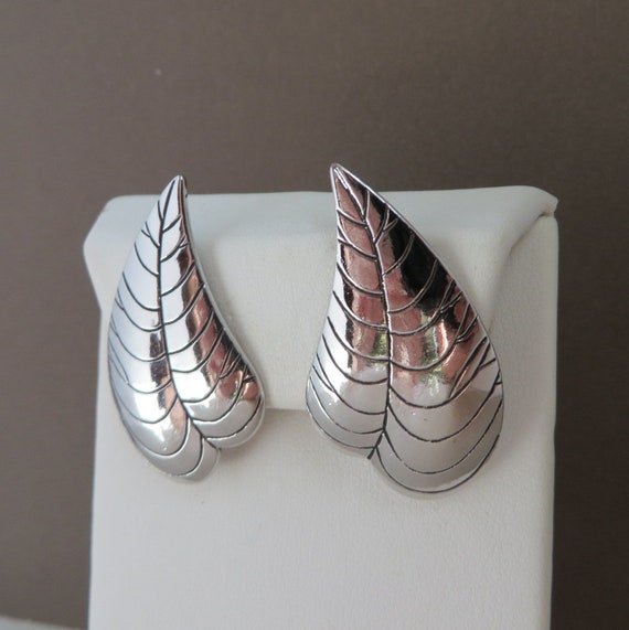Laurel Burch Earrings, Silver Tone Leaf Shaped Cl… - image 8