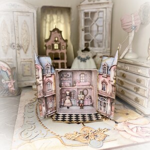 House of Muñecas 1/12 to play a House of Muñecas of Victorian style handmade by Bea