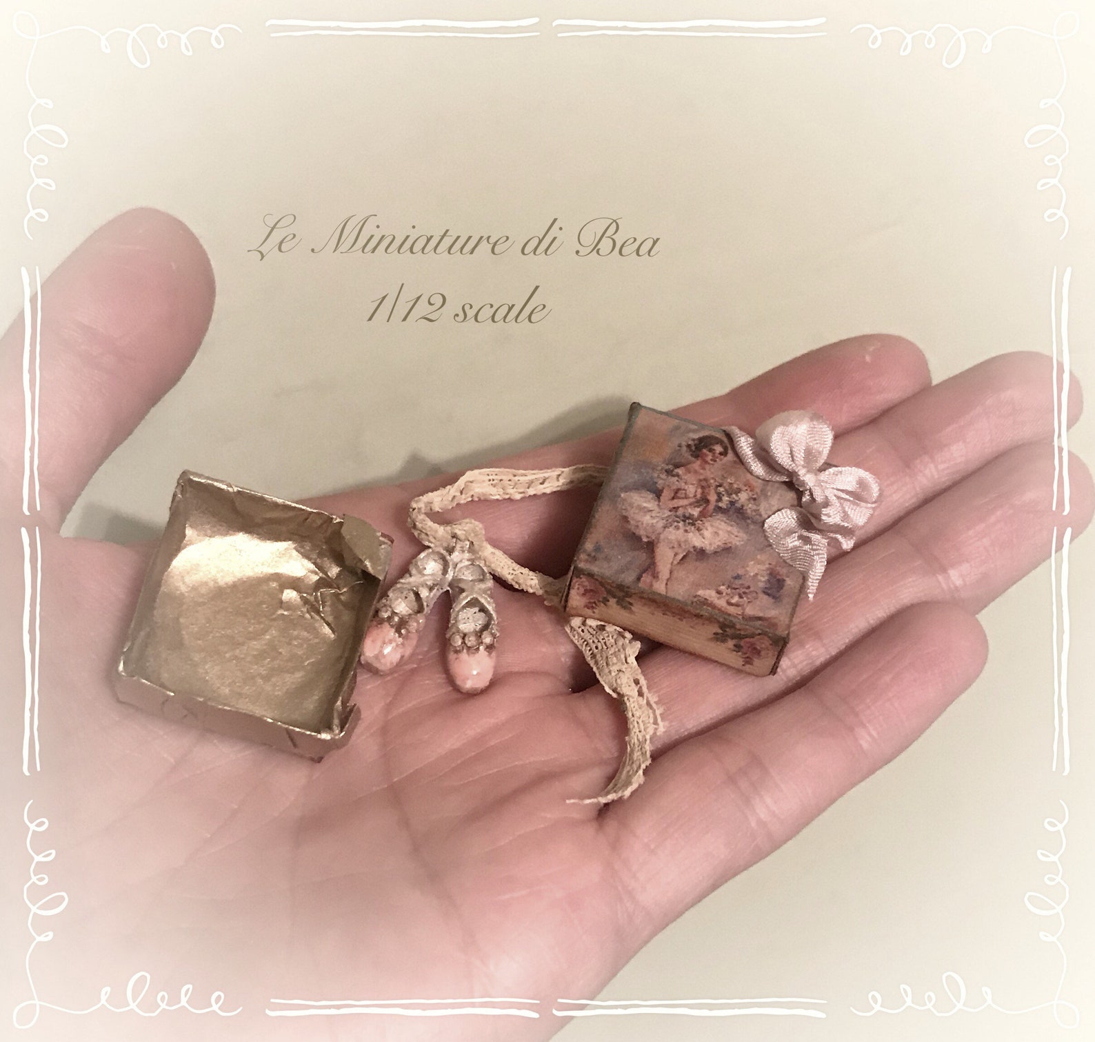 1/12 victorian box with ballet shoes, dollshouse miniature hand made by bea antiche french style. 1/12 victorian box with ballet shoes, dollshouse miniature hand made by bea antiche french style.
