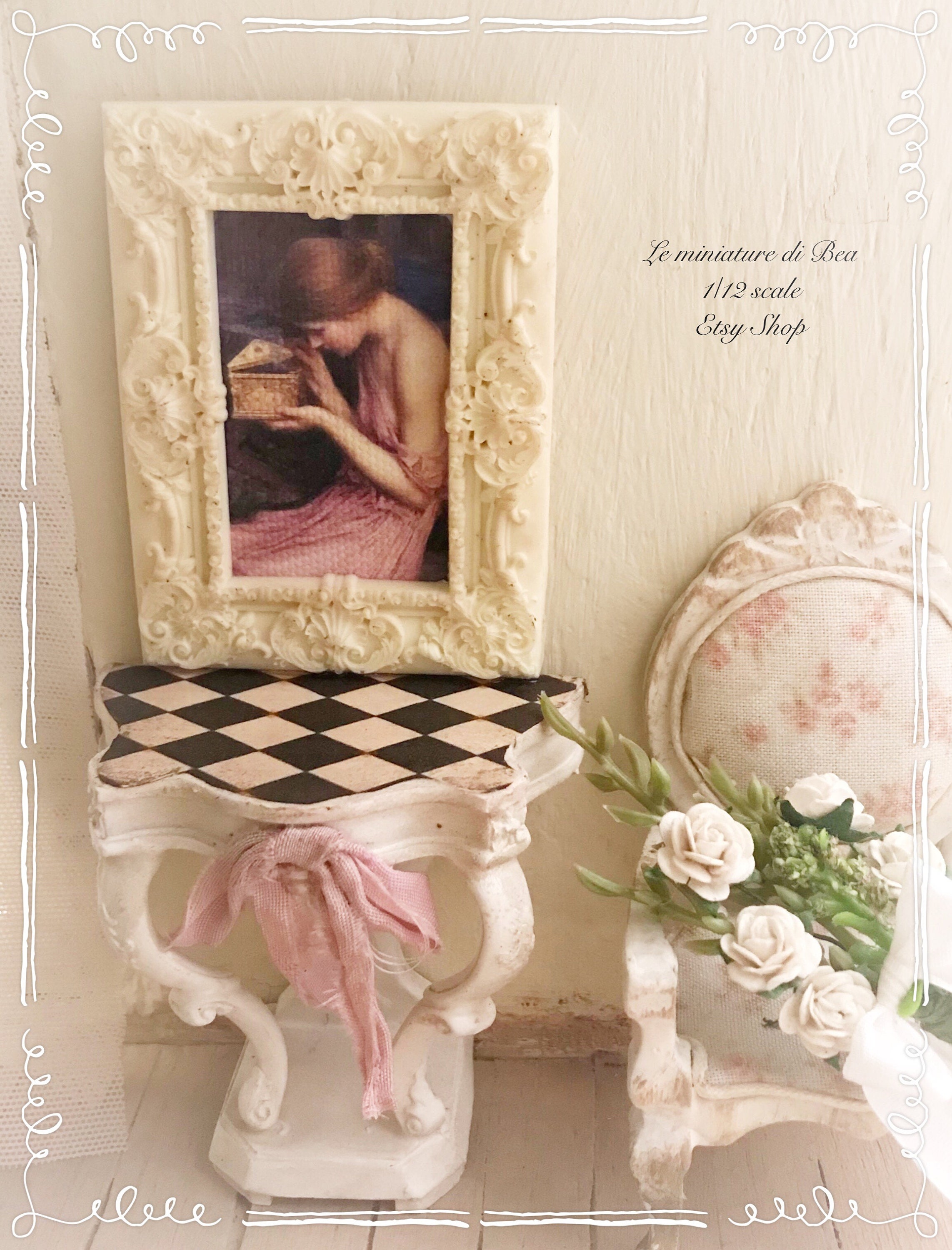 112 picture frame victorian photo dollshouse miniature hand made by Bea antiche style 4,5 x 4,5 cm