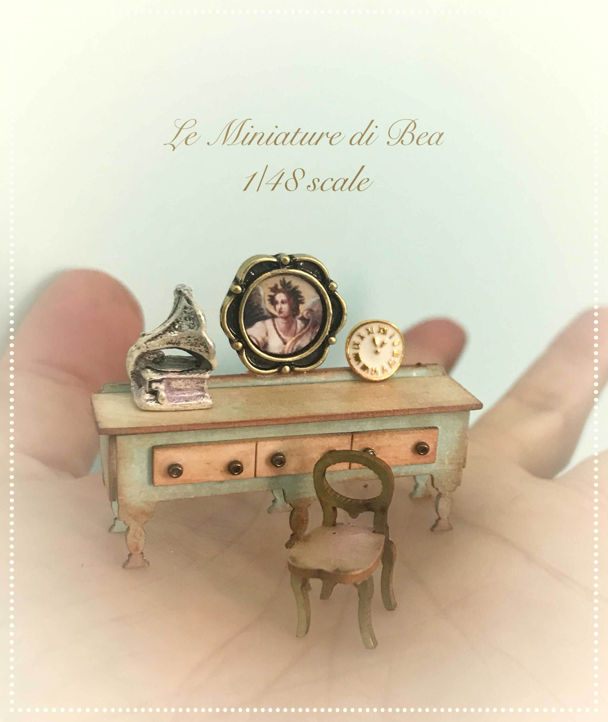 dollshouse miniatures