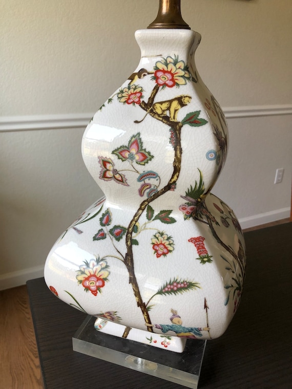 Hand Painted Lamp Chinese Table Lamp French Porcelain Oriental Lamp Famile Rose Lamp Chinoiserie Exotique Scalamandre Lamp Lucite Base