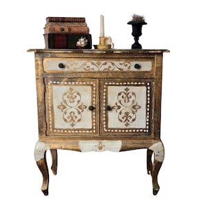 Florentine Accent Table Italian Gold Gilt Wood Ornate Design Hollywood Regency Side Table Baroque Rococo Decorative Furniture Classic