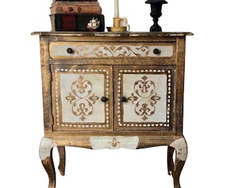 Florentine Accent Table Italian Gold Gilt Wood Ornate Design Hollywood Regency Side Table Baroque Rococo Decorative Furniture Classic