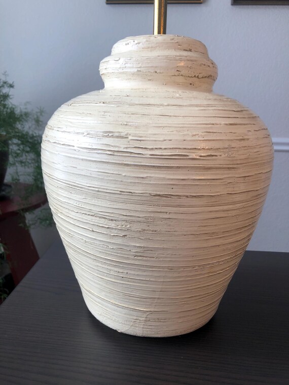 Off White Decor Textured Plaster Art Lighting Boho Bohemian Lighting Midcentury Accent Lamp Tan Ribbed Line Beehive Lamp Artisan Lighting