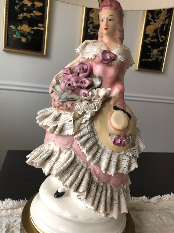 Victorian Lady Pink Dress Lamp Porcelain Lady Figurine Lamp Ceramic Italian Lamp Large Lampshade Brass Finial Diane Studios 18301900