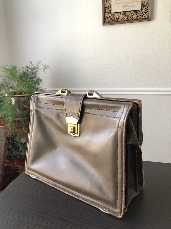 Vintage 1940s Doctor's Bag  Leather Rexbilt Bag Vintage Suitcase Briefcase Accordion Style Attache Satchel Bag Weathered Forties