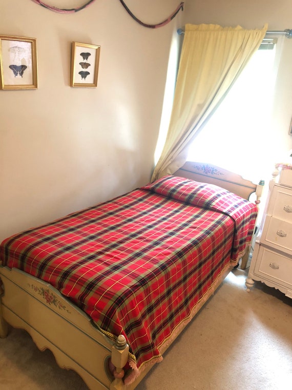 Vintage Plaid Twin Size Bedspread with Pink and Yellow Trim Tartan Trimmed Coverlet Quilt Fringe Throw Red Plaid Twin Coverlet