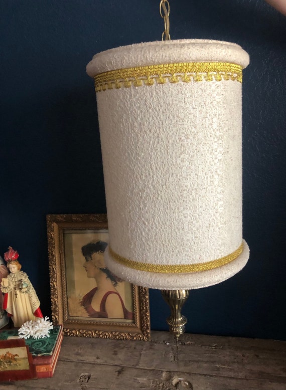 Mid Century Hanging Pendant Light with Pull Chain, Textured Off White Fabric Light Cover/Shade, Drum Pendant Light, Swag Chain Light, 1950s