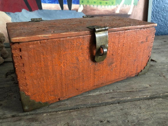 Dovetail Box Wooden Chinese Style Box Orange Trinket Chest Box Corner Hinges Box Early 20th Century Qing Dynasty 1900-1909 Decor