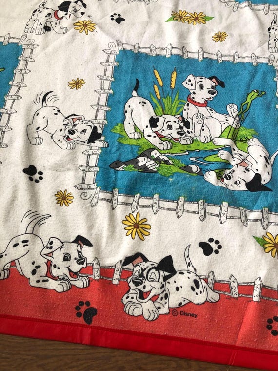 101 Dalmation Blanket Puppies Scenes Red Binding 73"86" Comforter Blanket 65% Polyester 35 Acrylic 1990s Nineties