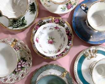 Vintage Tea Cups and Saucers Tea Set Wedding Tea Cup Romantic Table Decor Bridal Shower Tea Party Mismatched Tea Set 1960s Decorations