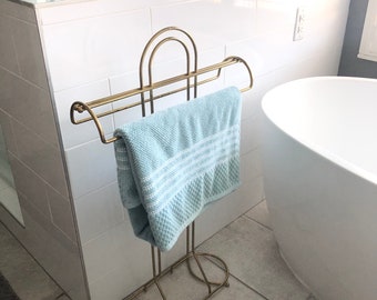 Vintage Brass Tone Floor Towel Rack,Quilt Rack,Gold Color,Hollywood Regency,Bathroom,Free Standing,Drying stand,1980s,MCM,Towel Hanger