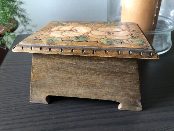 Antique Pyrography Keepsake Box Made in Norway Bu… - image 5