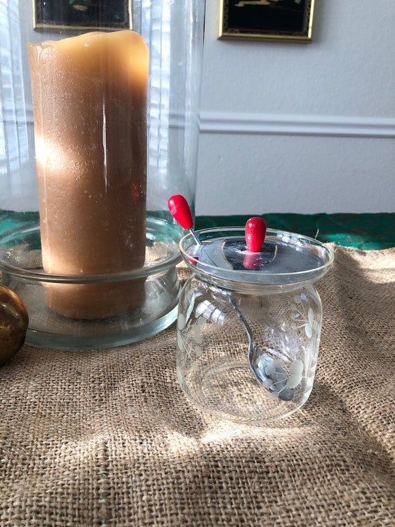 Mid Century Etched  Glass Condiment Jar, Honey Jar with Spoon, Jam Jar, Beautiful Jar with Lid, Red Wood Tops, Vintage,