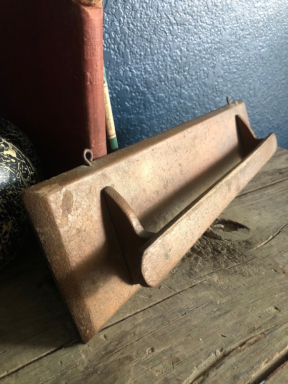 Wooden Towel Rack Antique Primitive Handmade Folk Art Towel Hanger Rustic Towel Rack Urban Farmhouse Cottage Chic Granny Chic Patina Wood