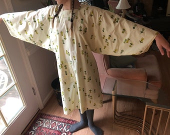 Vintage Kid Kimono, Authentic from Japan circa 1970s, Child's Kimono, Yellow with Children Figurines, Vintage Kimono,