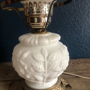 Vintage Glass Lamp Hurricane Lamp Milk Glass Decoration Base Decor Glass Top 1950s Decor Art Delightful Fenton 3Way Gone with the Wind Style