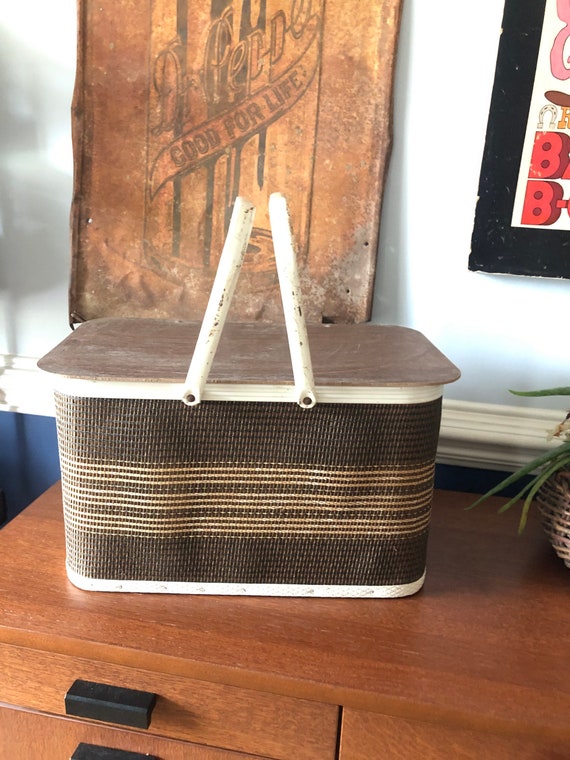 Redmon Picnic Basket Woven Farmhouse  Mid Century  Plaid Weaving Boho Camping MCM  Metal Enamel Handle, Bohemian