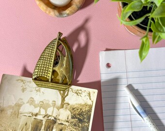 Vintage Brass Sailboat Clip Nautical Photo Holder Desk Paper Clip Coastal Decor Paperclip Coastal Decor Office Desk Organization