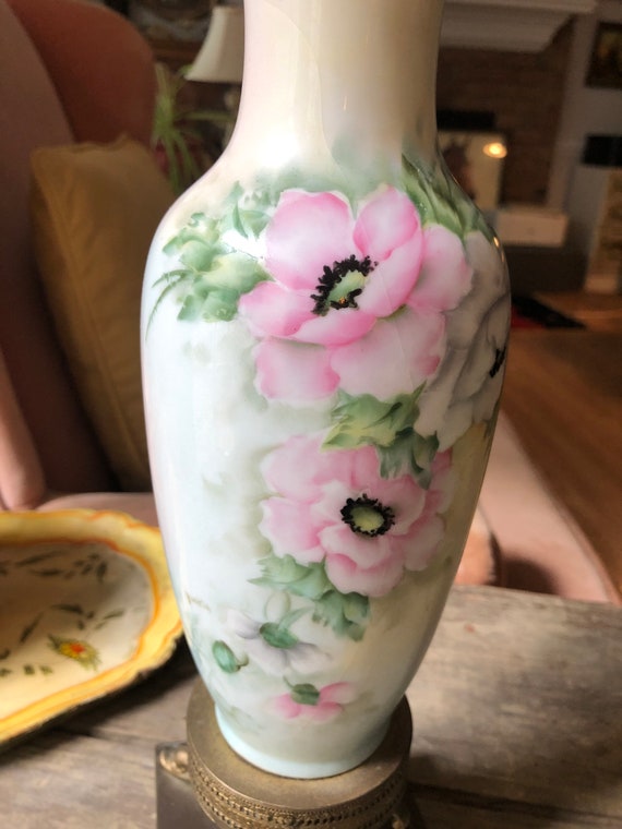 Hand Painted Mid Century Lamp with Pink Roses and Dolphin Footed Filligree Base Signed Buntin  White Ceramic Porcelain Vintage