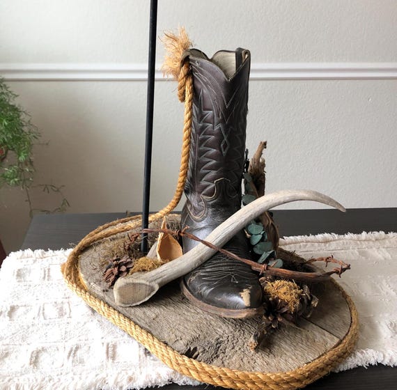 Rustic Western Cowboy Boot Lamp Cowboy Decor Leather Boot Unique Farmhouse Lamp Cabin Art Lamp 1980s Decor Western Art Living Room Decor