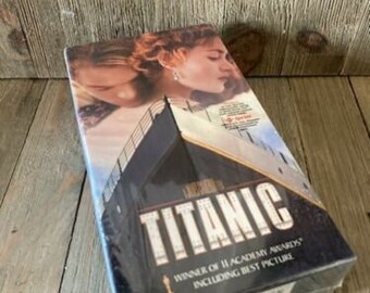 Titanic VHS Tape 1998 2-Tape Set Factory Sealed Leonardo DiCaprio Kate Winslet