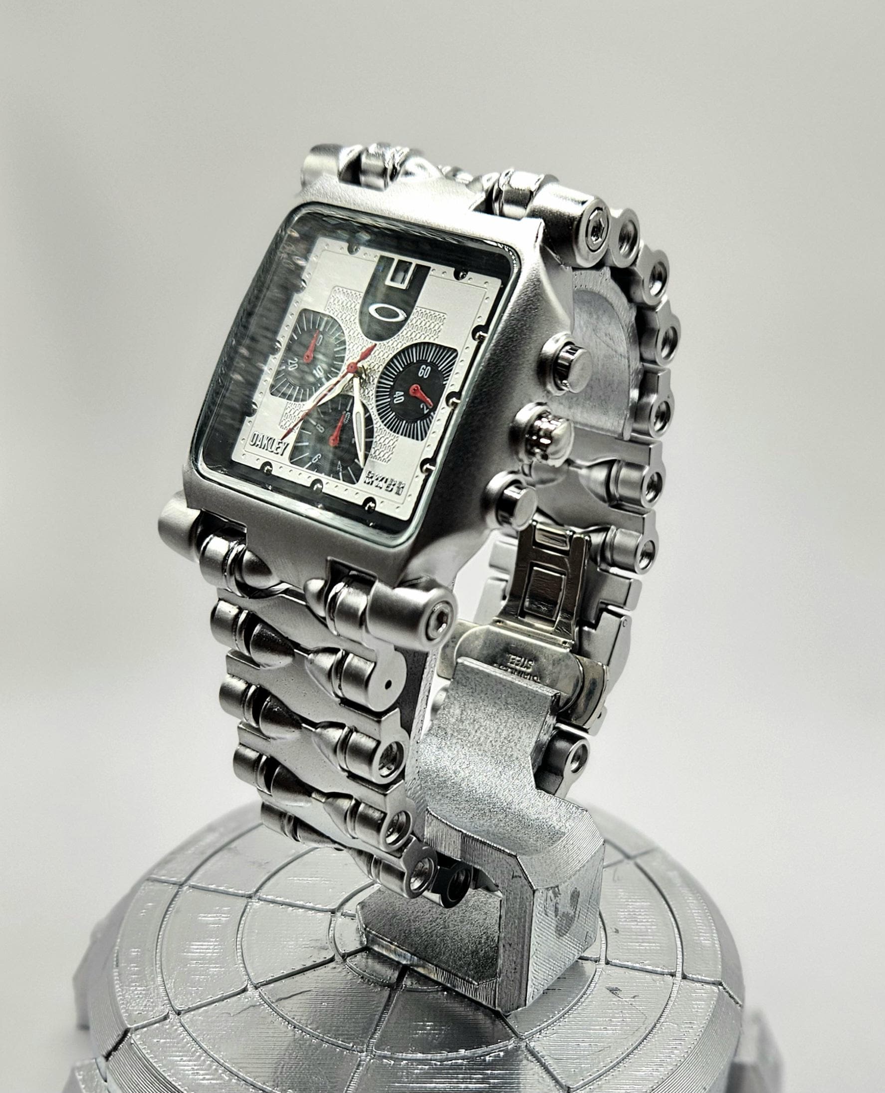 Oakley Inpired Minute Machine Stainless Steel Finish, Watch Black 