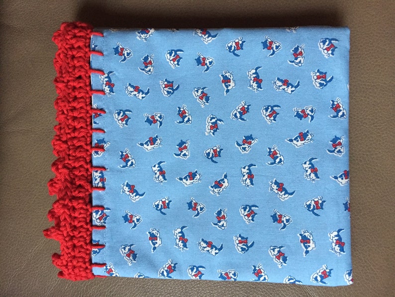 Red and white kittens with bow Crochet edge with inner flap Pillowcase Blue