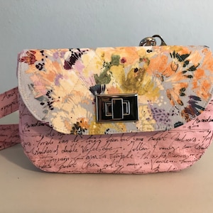 Roze Floral Wallet Bag Nikkel, Munt portemonnee, Magnetische zak, Kaart slots. Schoudertas, Cross body bag, Verstelbare riem.