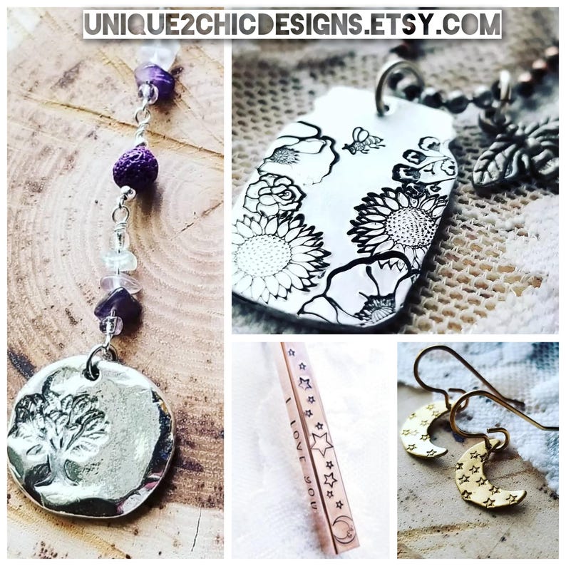 Pode incluir: Uma cole&ccedil;&atilde;o de joias de prata feitas &agrave; m&atilde;o com designs florais e de estrelas. As pe&ccedil;as incluem um colar com pedras de ametista e transparentes, um pingente com um design floral, um pingente de barra com o texto "I LOVE YOU" e estrelas, e um par de brincos de lua crescente com acentos de estrelas.