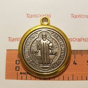 1 pc - Large Reversible  Saint Benedict Medal, St Benedict Medal - 42x37mm 4mm Thick Antique Silver in Gold Trim Lead Free Pewter. SLR0580