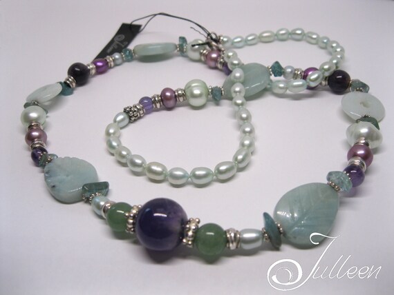 Sterling Silver Gold-plated Amethyst Fluorite and Jade Beaded Bracelet Sterling Silver Gold-plated Amethyst Fluorite and Jade Beaded Bracelet