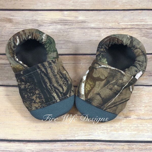 Camouflage, Camo Soft Sole Baby Shoes, Crib Shoes, Baby Slippers, Baby Booties, Baby Mocs, Vegan Baby Shoes