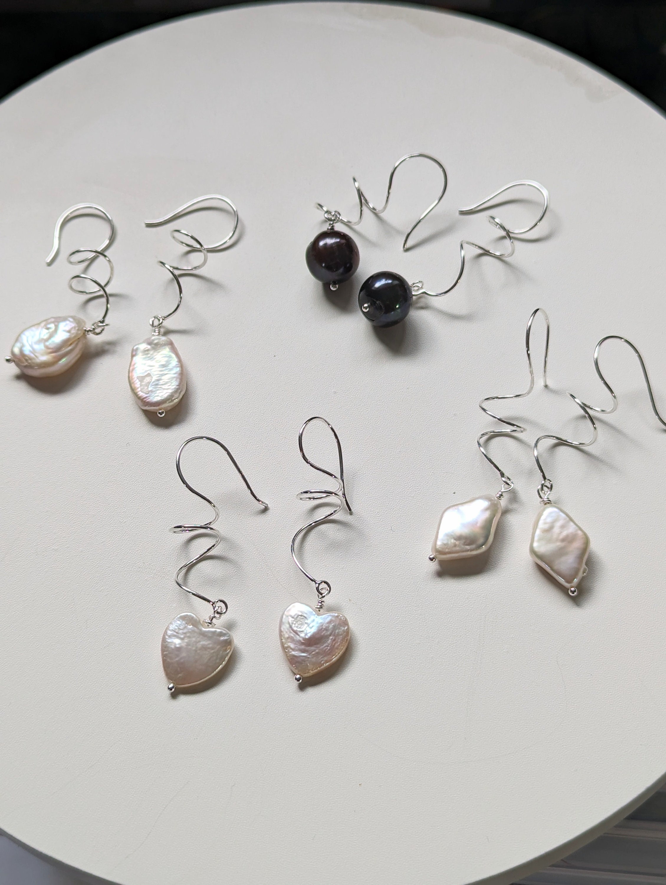 Vintage Twist Pearl Earrings – Sensaccessories