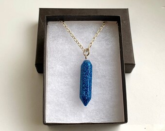 NEW! Healing point crystal effect pendulum in rich blue glitter finish, blue crystal pendant, resin glitter pendant