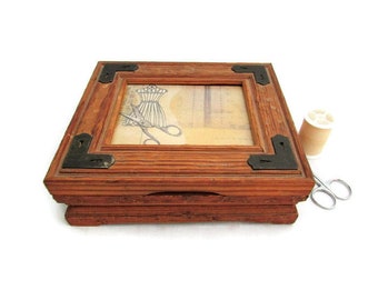 Hinged Sewing Box - Vintage Sewing
