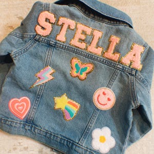 Giacca in denim personalizzata con toppe in ciniglia per neonati, bambini e ragazzi / TOPPE CUCITE / Idea regalo di compleanno /
