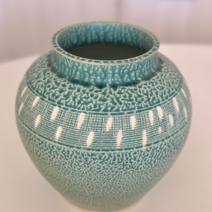 Jean De Lespinasse Large Ceramic Art Vase France 1960s Pottery mid century modern artifort mcm