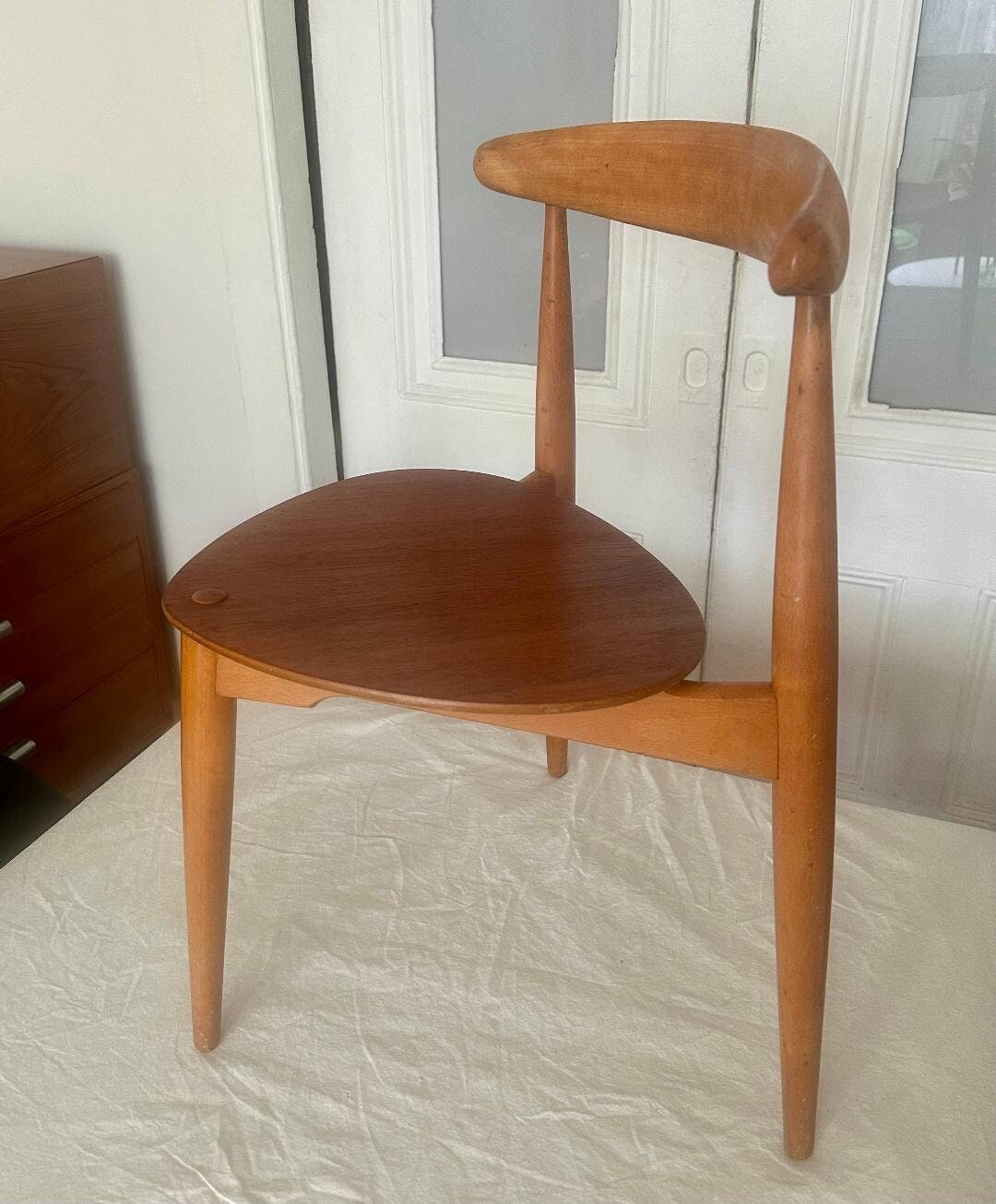 Wegner heart chair discount