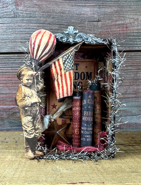 NEW! Primitive OOAK Small Independence Day Vignette Box