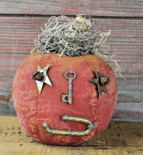 Prim One-of-a-kind Mini Harvest Red Jack-O-Lantern