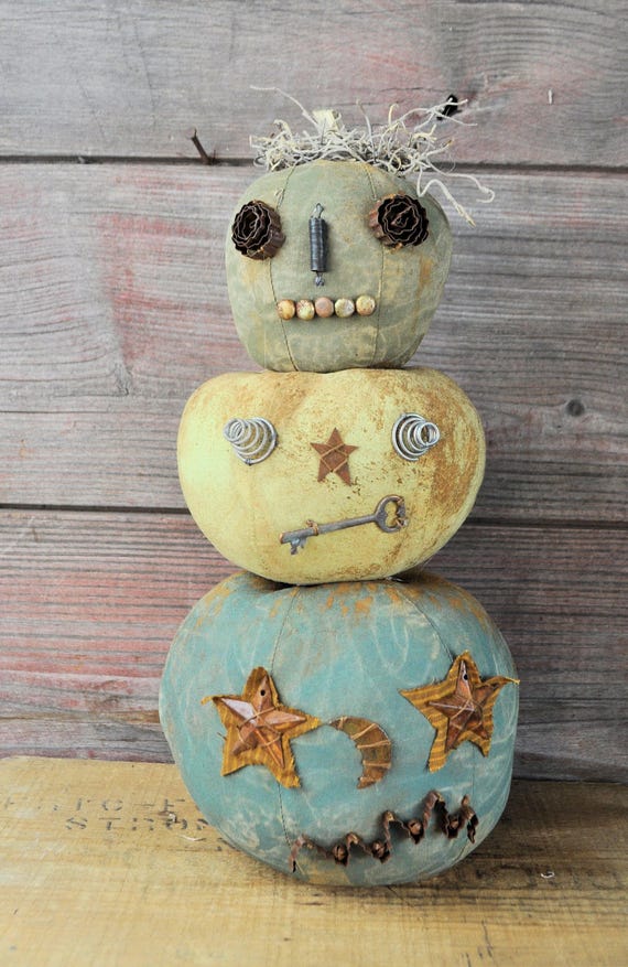 NEW! Primitive Small Jack-O-Lantern Stack