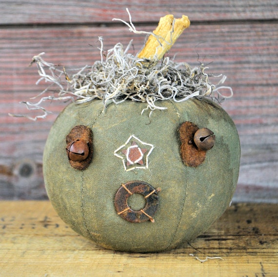 Prim One-of-a-kind Mini Gray Green Jack-O-Lantern