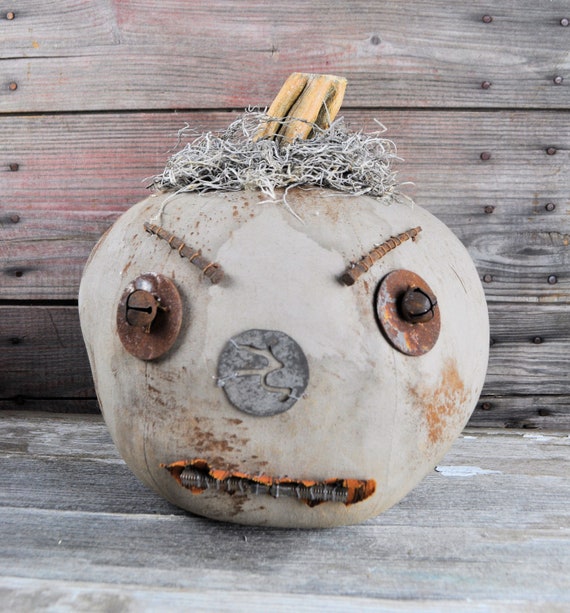 Prim One-of-a-kind Light Gray Jack-O-Lantern