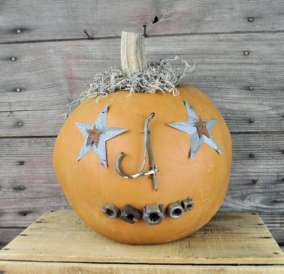 Prim One-of-a-kind Old Gold Jack-O-Lantern