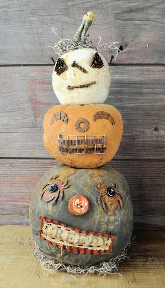 NEW! Primitive Small Jack-O-Lantern Stack