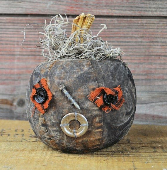 Prim One-of-a-kind Mini Black Jack-O-Lantern